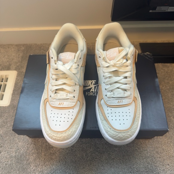 Nike Women’s Air Force 1 Shadow SE Spruce Aura - Picture 2 of 8